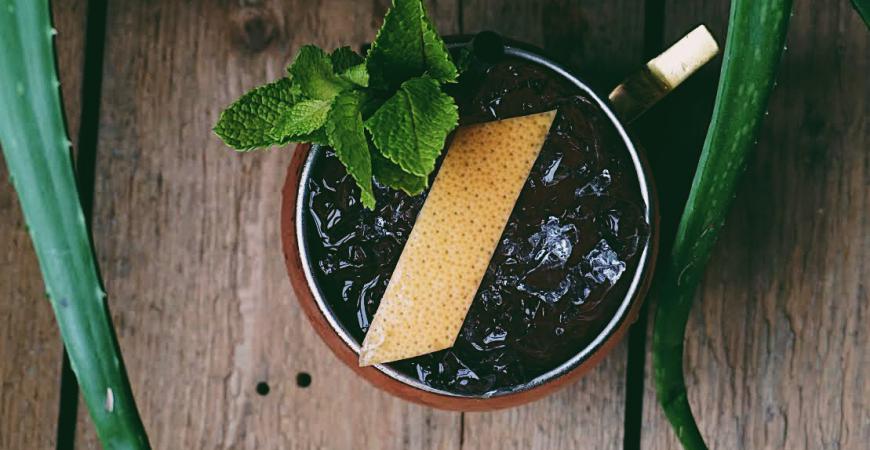 Bom Food and drinks Drinks Bom Food and drinks Drinks
